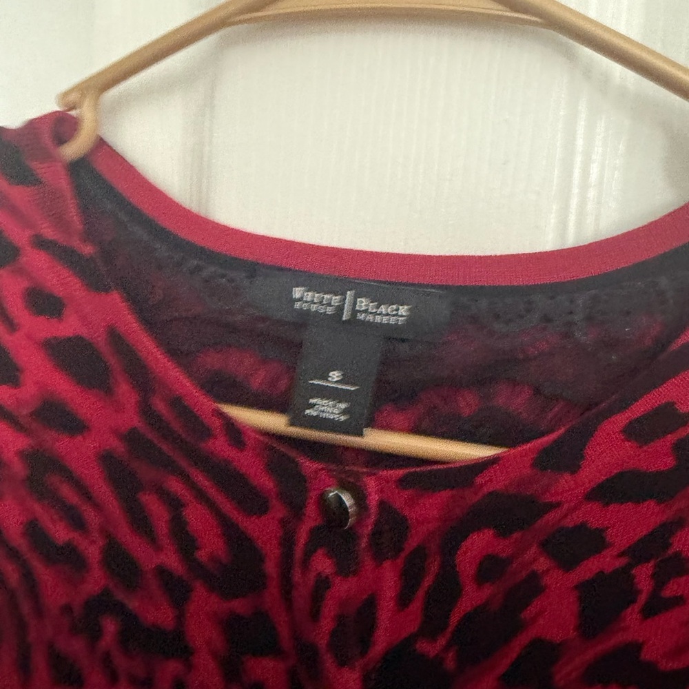 White House Black Market Red and Black Animal Print Cardigan - Picture 4 of 5